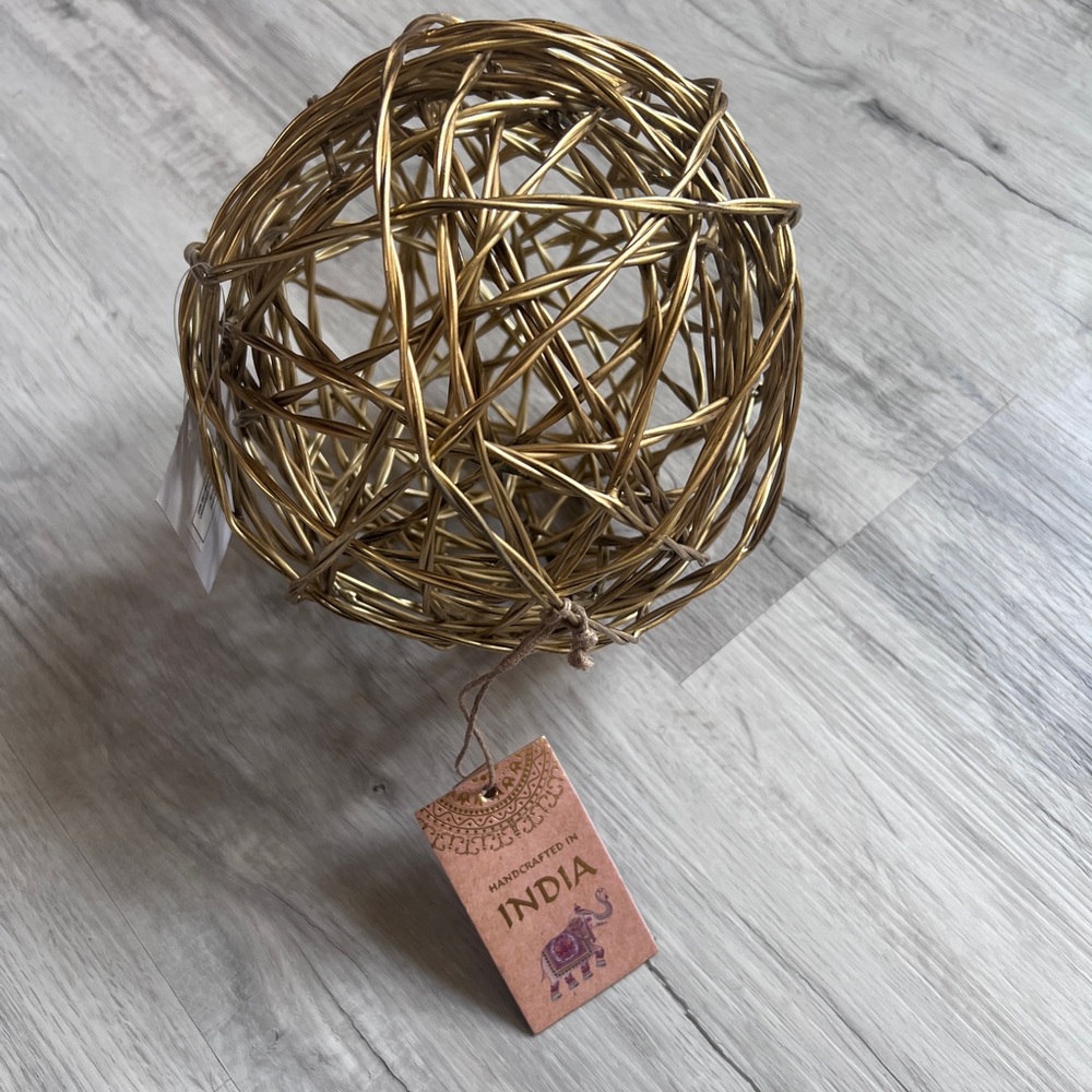 Home decor - Picture 2 of 2